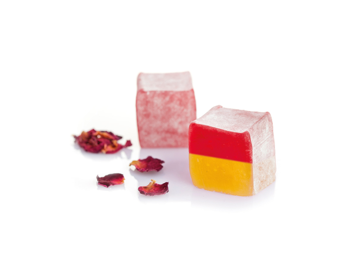 Özsafalar Şekerleme | 1982’den Günümüze Türk Lokumu & Cezerye | Aromalı Sade Lokumlar, Çeşnili Kesme Lokumlar, Geleneksel Lokumlar, Sarma Lokumlar, Çikolata Kaplı Lokumlar, Şerit Lokumlar, Cezeryeler, Special Lokumlar, Sucuk Lokumlar, Special Paketli Lokumlar, Geleneksel Paketli Lokumlar, Özel Üretim Lokumlar | Lokum Üreticisi, Toptan Lokum, Konya Lokum Üreticisi, Konya Lokum Mağazaları, İstanbul Lokum Mağazaları, Hediyelik Lokum Çeşitleri, Premium Lokum ve Şekerleme Ürünleri, Türk Tatlı Kültürü, Geleneksel Tatlılar, Hijyenik Lokum Üretimi, Modern Lokum Fabrikası, Dünya Çapında Türk Lokumu İhracatı